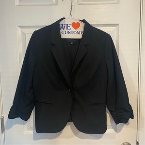 Blazer with cropped sleeves